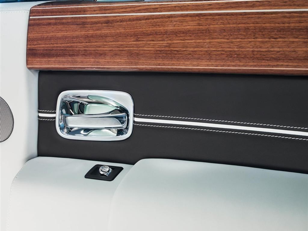 ROLLS-ROYCE PHANTOM METROPOLITAN COLLECTION É APRESENTADO EM PARIS, foto 14