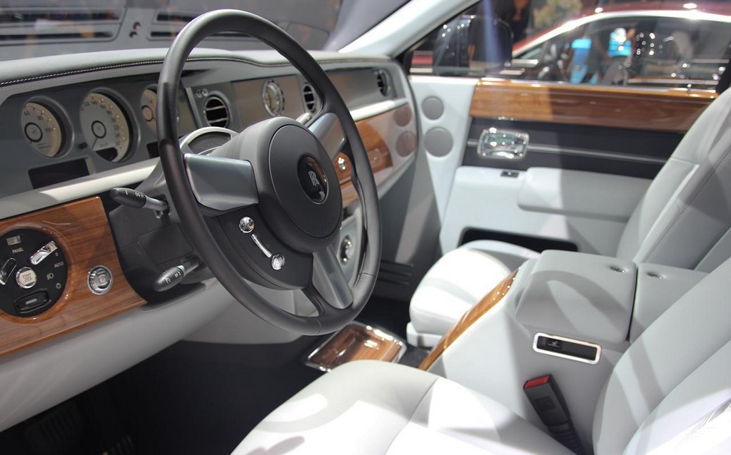 ROLLS-ROYCE PHANTOM METROPOLITAN COLLECTION É APRESENTADO EM PARIS, foto 32