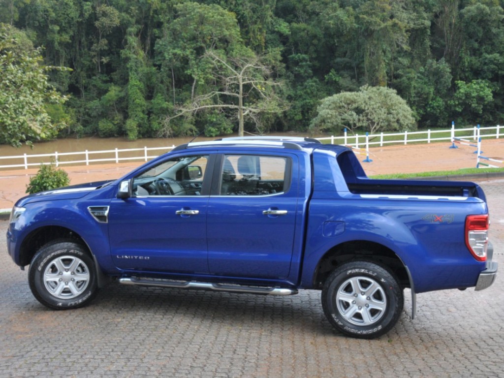 FORD RANGER 2015: MAIS TECNOLOGIA COM SISTEMA SYNC, APPLINK E ASSISTÊNCIA DE EMERGÊNCIA, foto 10