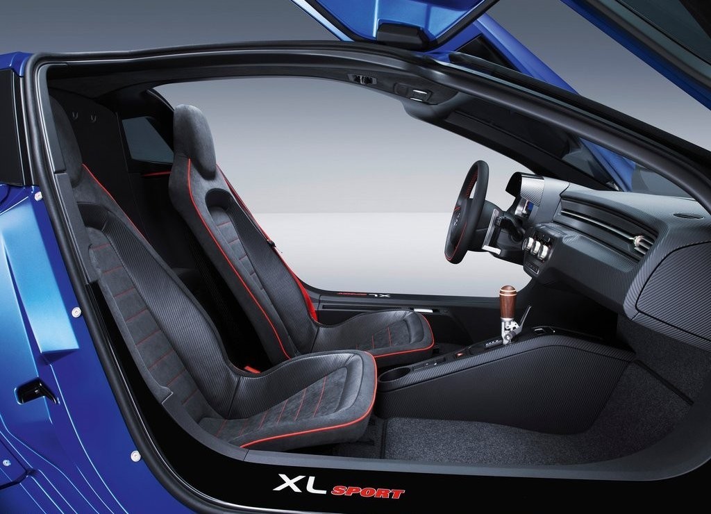 VOLKSWAGEN APRESENTA XL SPORT COM MOTOR DUCATTI DE 200 CV, foto 29