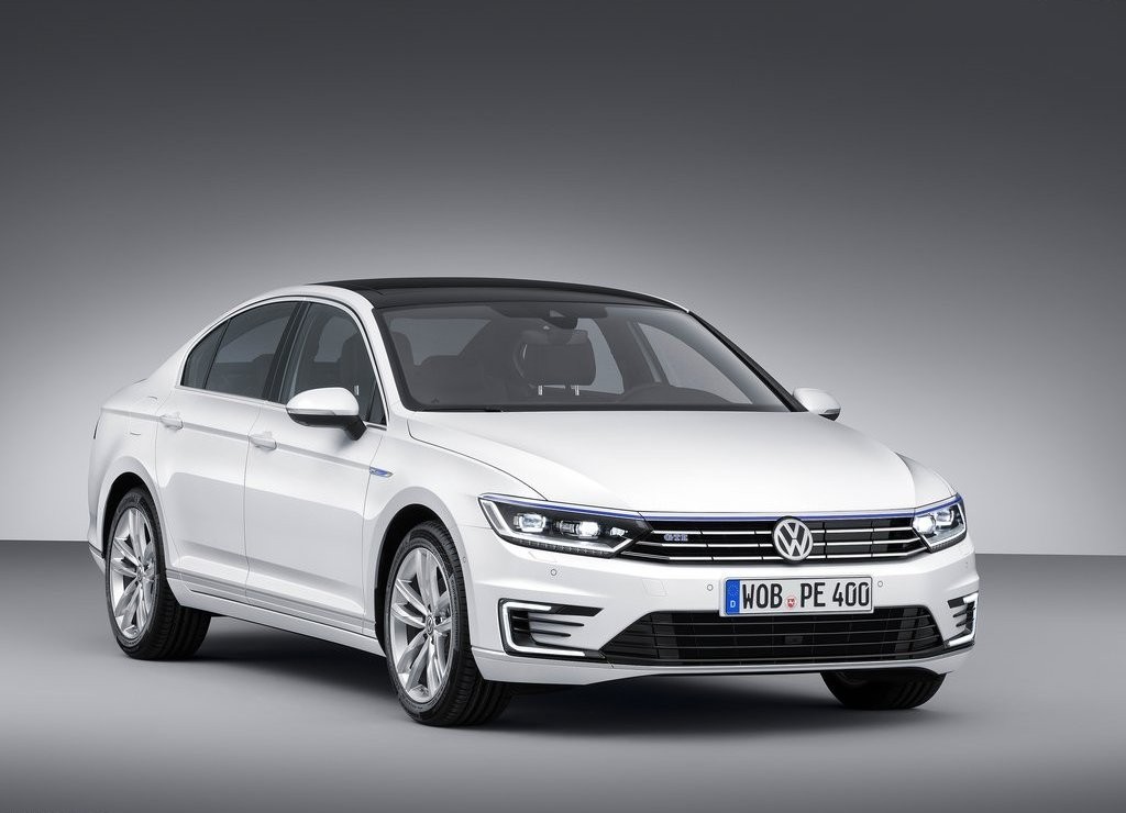 VOLKSWAGEN MOSTRA O PASSAT GTE, foto 1