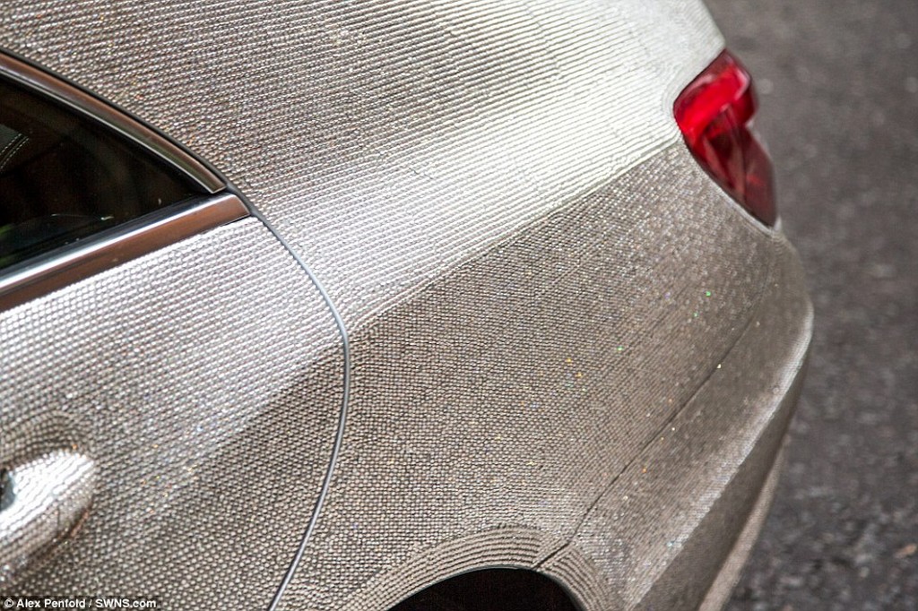 MERCEDES-BENZ CLS COBERTO DE CRISTAIS SWAROVSKI, foto 10