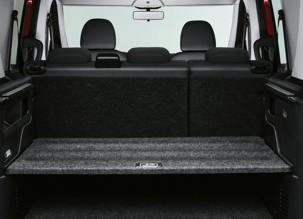 NOVO FIAT DOBLO É MOSTRADO NA IAA EM HANNOVER, foto 47
