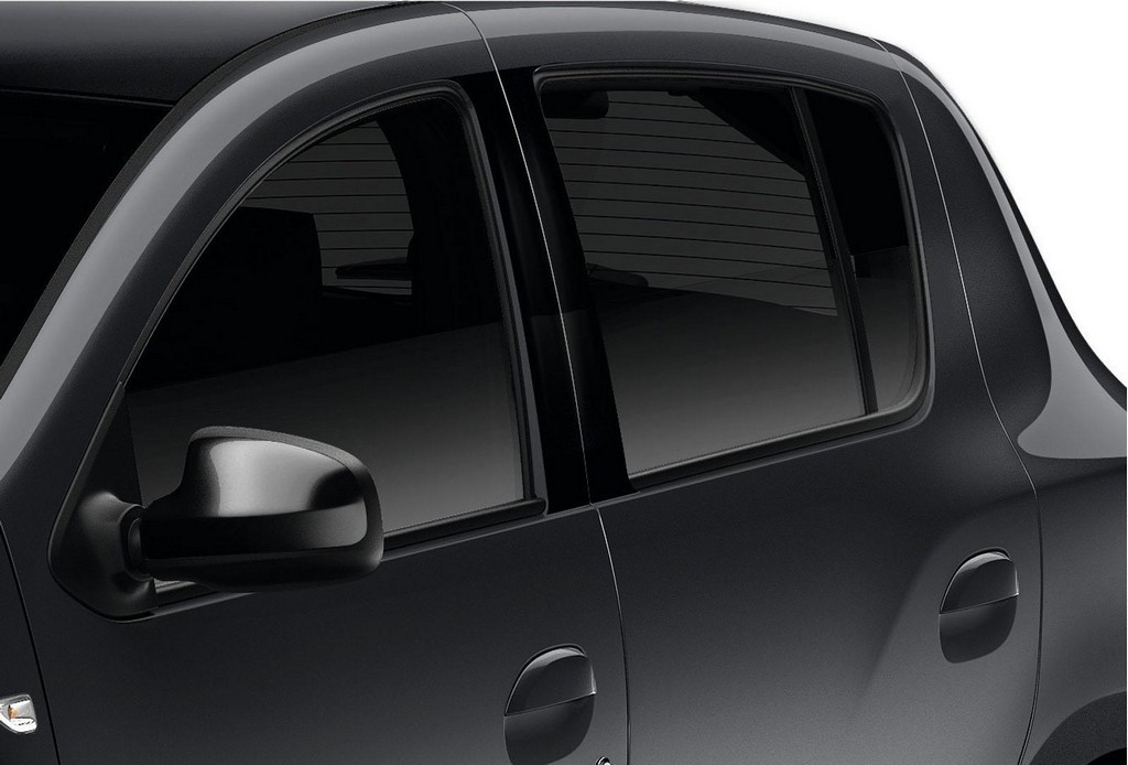 DACIA MOSTRARÁ O SANDERO BLACK TOUCH EM PARIS, foto 3