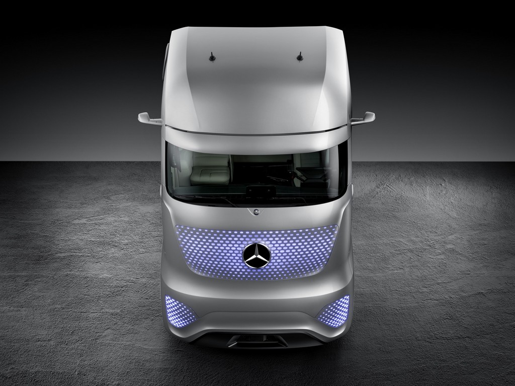 MERCEDES-BENZ FUTURE TRUCK 2025 – O CAMINHÃO DO FUTURO FAZ SUA ESTREIA MUNDIAL NO IAA, foto 10