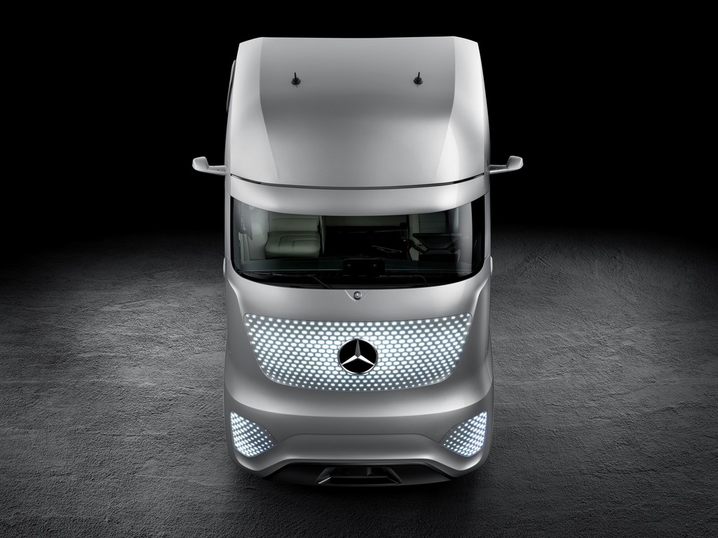 MERCEDES-BENZ FUTURE TRUCK 2025 – O CAMINHÃO DO FUTURO FAZ SUA ESTREIA MUNDIAL NO IAA, foto 12