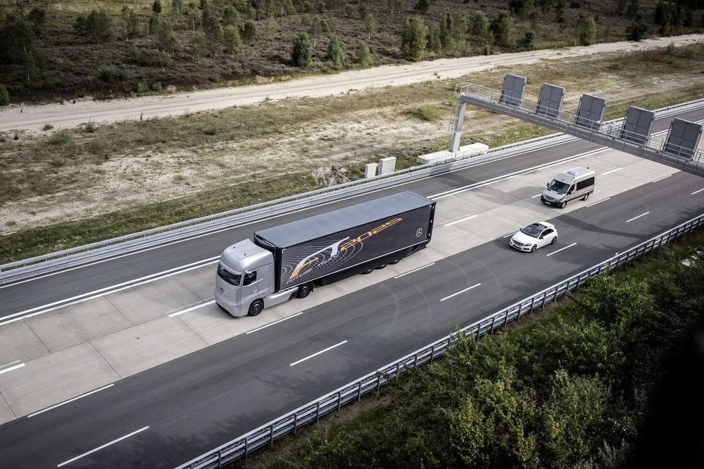 MERCEDES-BENZ FUTURE TRUCK 2025 – O CAMINHÃO DO FUTURO FAZ SUA ESTREIA MUNDIAL NO IAA, foto 25