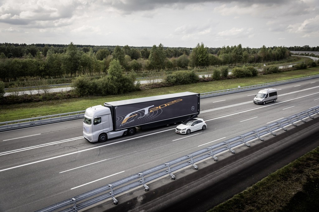 MERCEDES-BENZ FUTURE TRUCK 2025 – O CAMINHÃO DO FUTURO FAZ SUA ESTREIA MUNDIAL NO IAA, foto 26