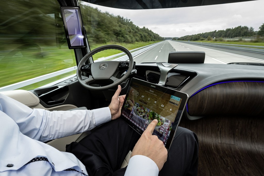 MERCEDES-BENZ FUTURE TRUCK 2025 – O CAMINHÃO DO FUTURO FAZ SUA ESTREIA MUNDIAL NO IAA, foto 30