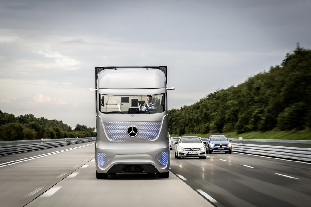MERCEDES-BENZ FUTURE TRUCK 2025 – O CAMINHÃO DO FUTURO FAZ SUA ESTREIA MUNDIAL NO IAA, foto 35