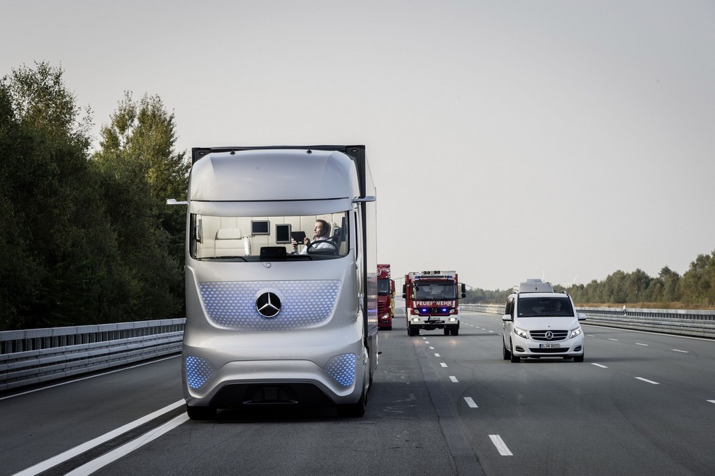 MERCEDES-BENZ FUTURE TRUCK 2025 – O CAMINHÃO DO FUTURO FAZ SUA ESTREIA MUNDIAL NO IAA, foto 46