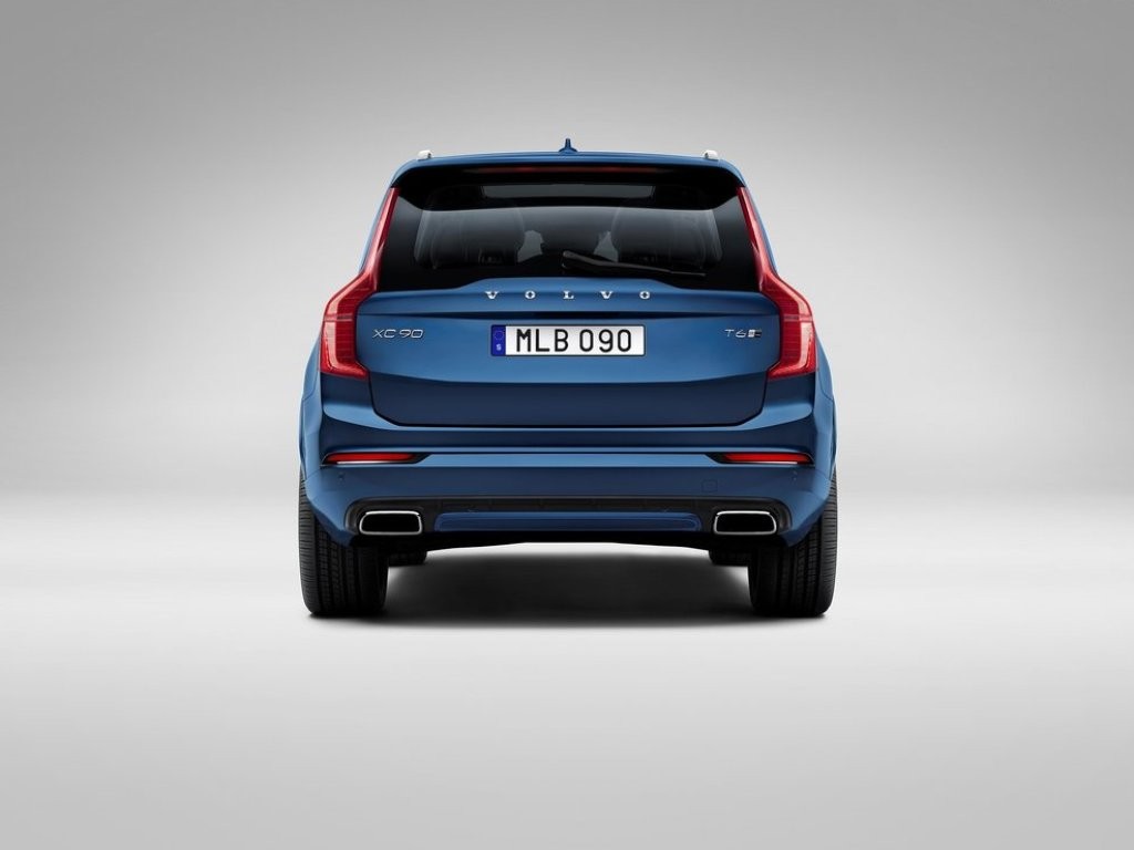 VOLVO REVELA LINHA R-DESIGN PARA O XC90, foto 7