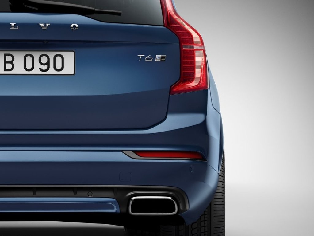 VOLVO REVELA LINHA R-DESIGN PARA O XC90, foto 11