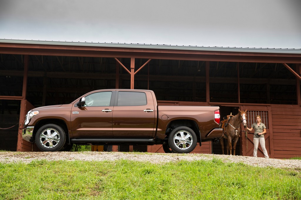 TOYOTA TUNDRA 2015: COMBINAÇÃO DE GARRA E LUXO, foto 5