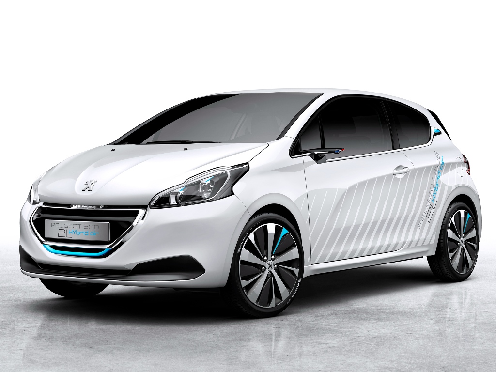 PEUGEOT 208 HYBRID AIR NO SALÃO DE PARIS, foto 1