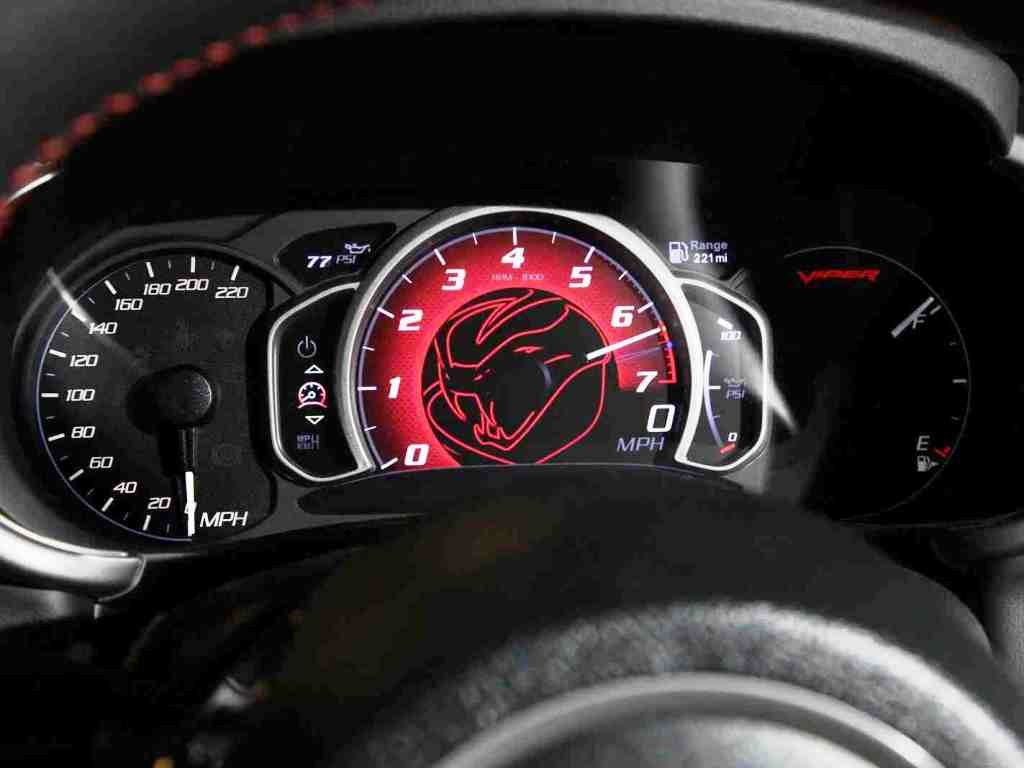 DODGE MOSTRA VIPER SRT 2015, foto 10