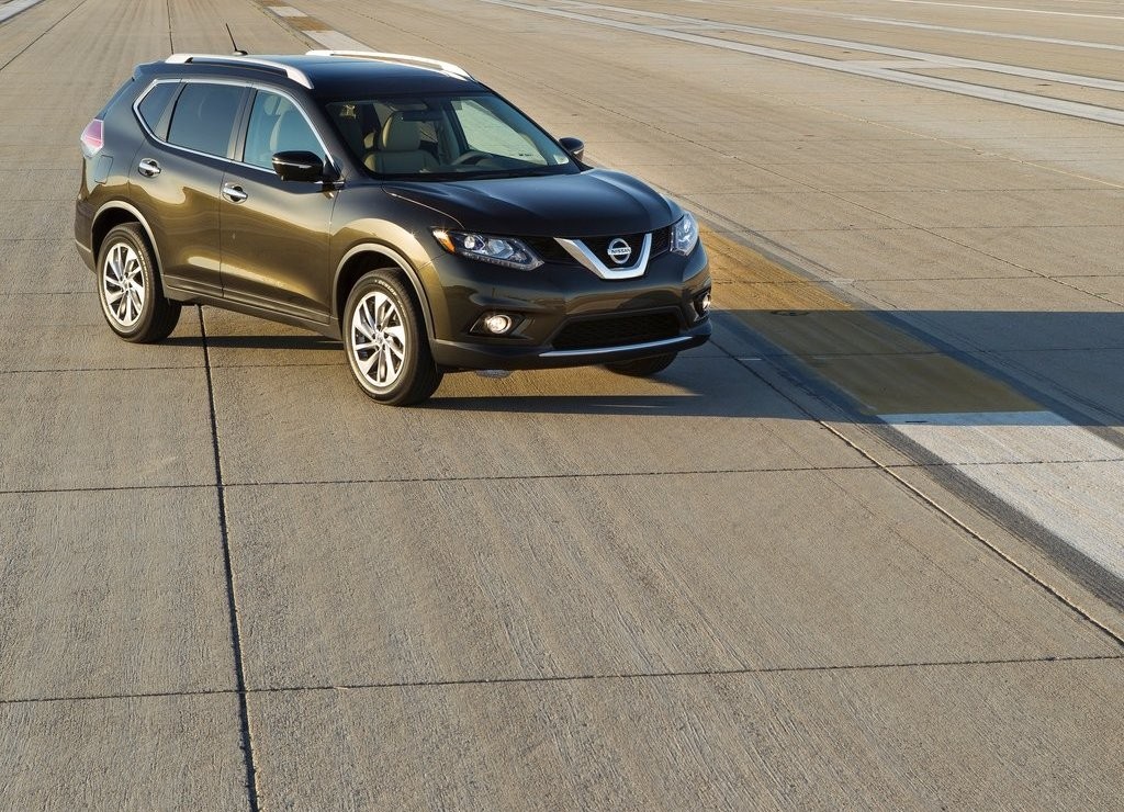NISSAN ROGUE 2015 COMEÇA A SER VENDIDO NOS EUA, foto 3