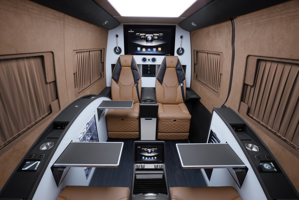 BRABUS MOSTRA O MERCEDES-BENZ SPRINTER “BUSINESS LOUNGE”, foto 3