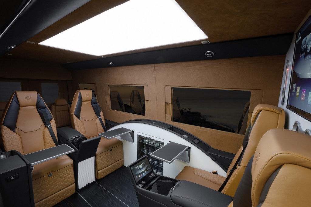 BRABUS MOSTRA O MERCEDES-BENZ SPRINTER “BUSINESS LOUNGE”, foto 12