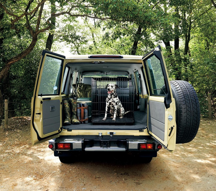 TOYOTA RELANÇA O LAND CRUISER 70 NO JAPÃO, foto 12
