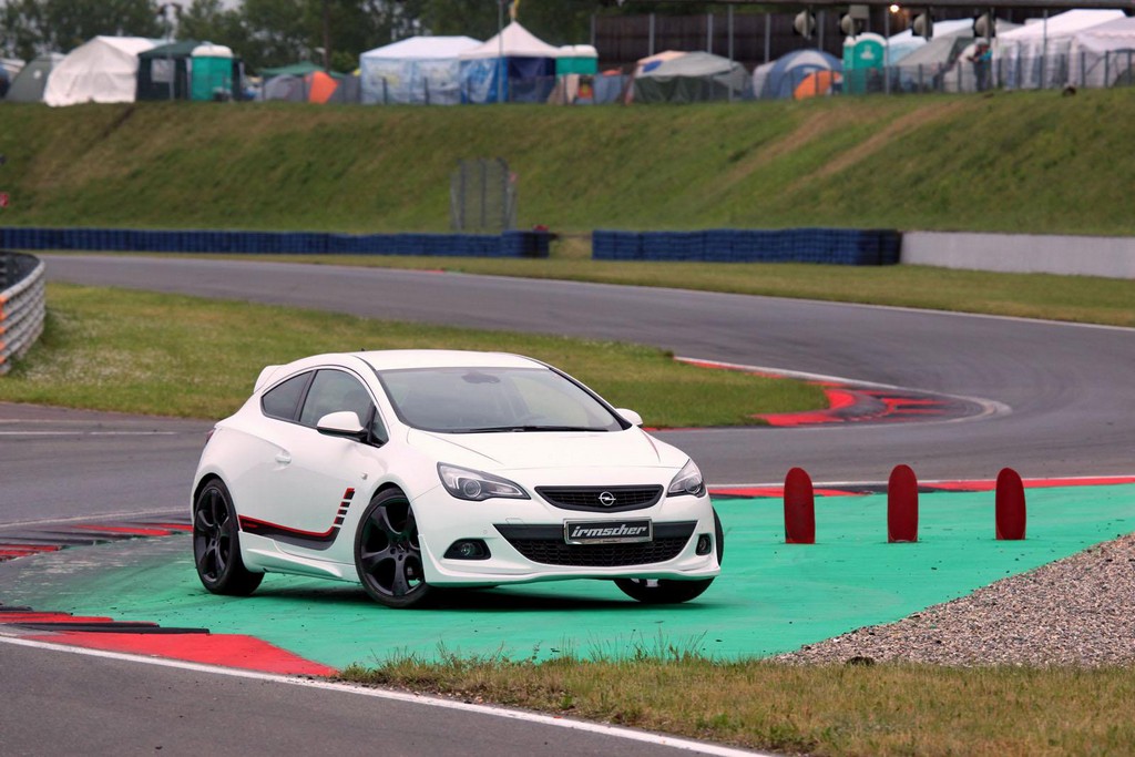IRMSCHER APRESENTA SEU PROJETO PARA O OPEL ASTRA GTC TURBO, foto 1