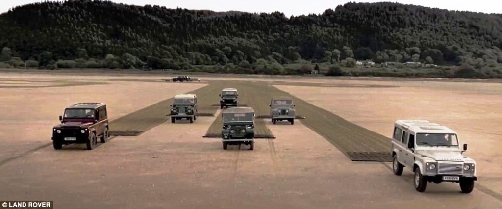 LAND ROVER APRESENTA TRÊS EDIÇÕES LIMITADAS DO DEFENDER, foto 11