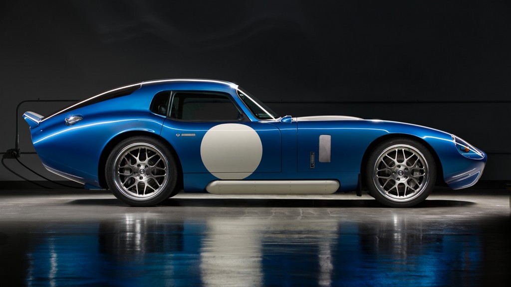 RENOVO COUPE, UM SHELBY DAYTONA ELÉTRICO, foto 3