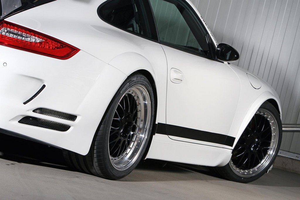 INGO NOAK APRESENTA PROJETO PARA O PORSCHE 911 997, foto 10