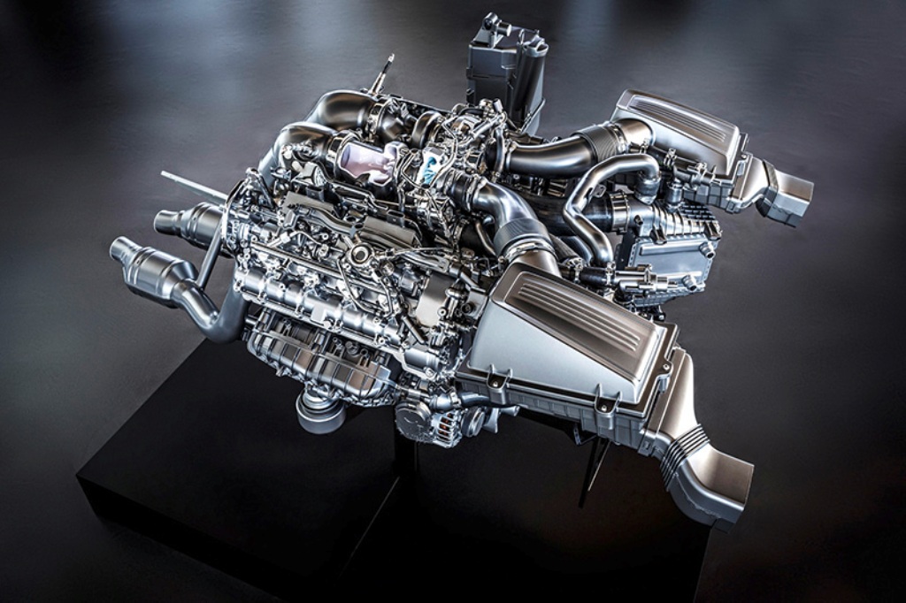 NOVO MOTOR MERCEDES-BENZ AMG V8 4.0 LITROS BITURBO: PODEROSO, INOVADOR E EFICIENTE, foto 2
