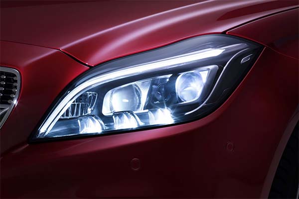 PRIMEIRAS IMAGENS DO NOVO MERCEDES-BENZ CLS, foto 1