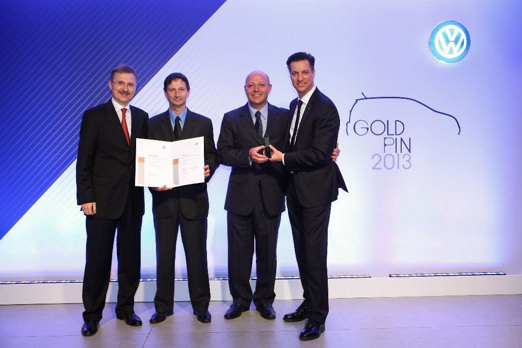 VOLKSWAGEN PREMIA CONCESSIONÁRIAS DE MAIOR DESTAQUE COM “GOLD PIN”, foto 10