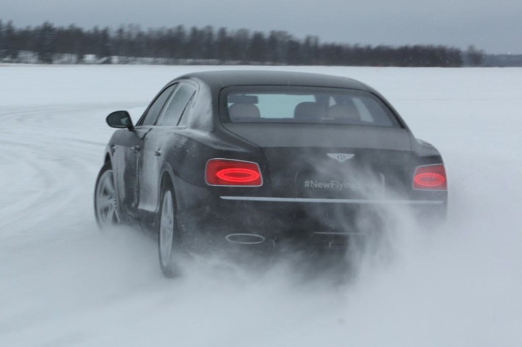BENTLEY TRAZ MAIS UMA EDIÇÃO DO “POWER ON ICE” EM 2014, foto 3