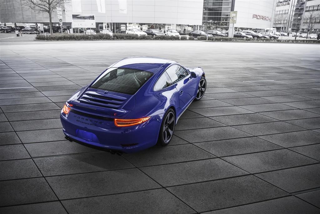 PORSCHE APRESENTA O EXCLUSIVO 911 GTS CLUB COUPE, foto 3