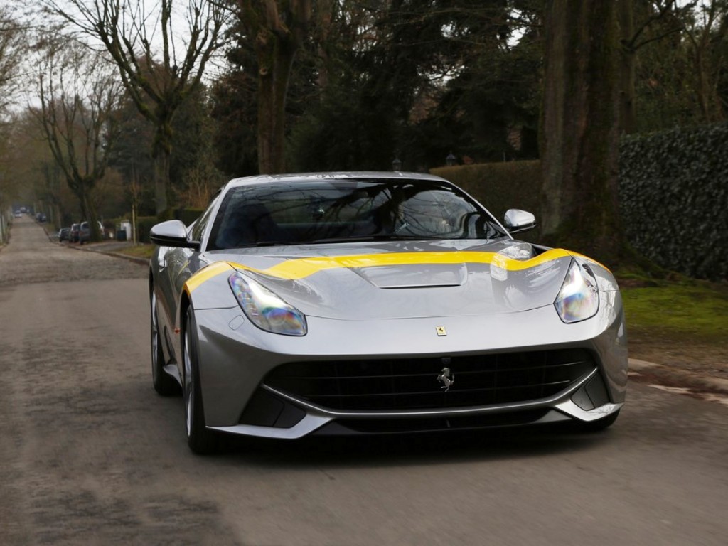 FERRARI REVELA EDIÇÃO ESPECIAL DO F12 BERLINETTA, foto 1