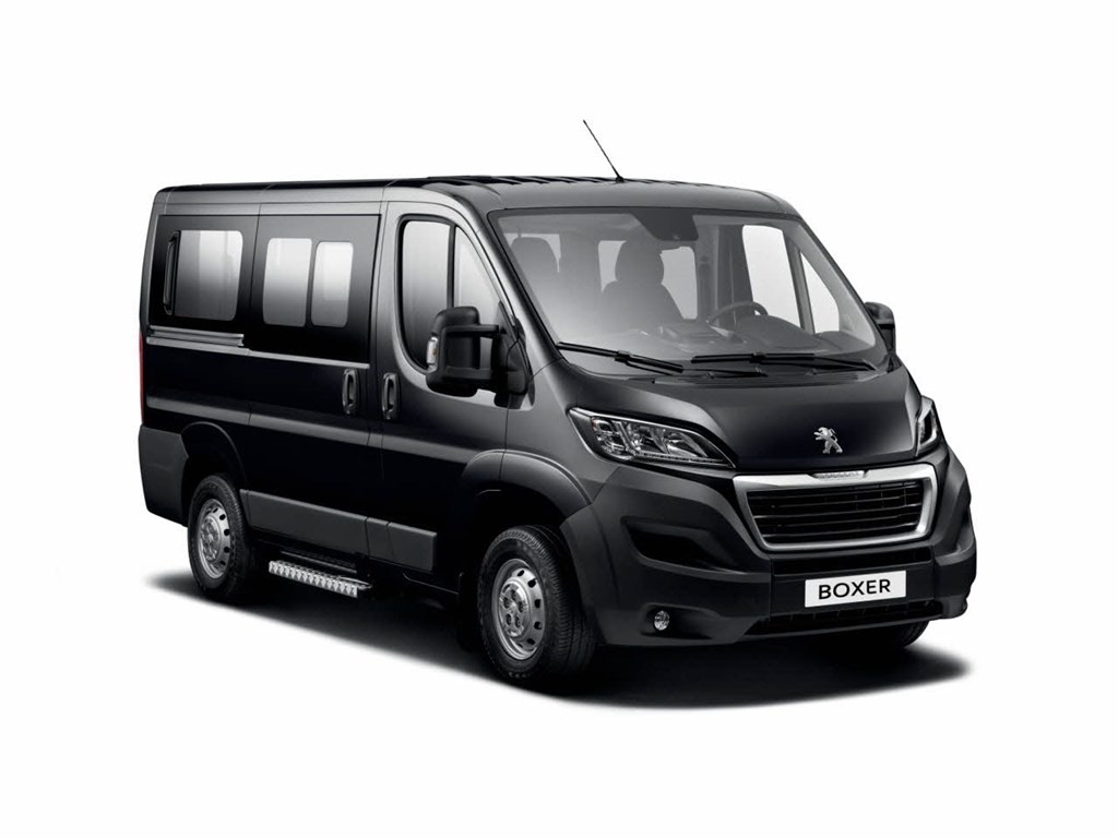 NOVO PEUGEOT BOXER COMBI, DESIGN MODERNO, ROBUSTEZ E DURABILIDADE, foto 1