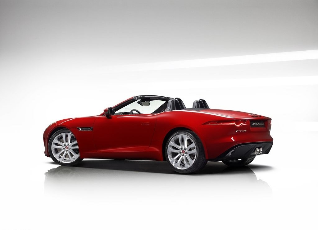 JAGUAR APRESENTA F-TYPE 2016 COM NOVIDADES, foto 6