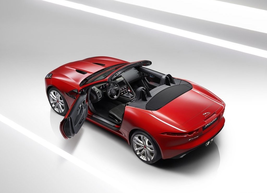 JAGUAR APRESENTA F-TYPE 2016 COM NOVIDADES, foto 9