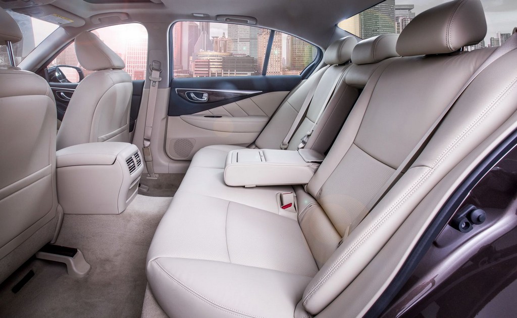 INFINITI LANÇA NOVO Q50L NA CHINA, foto 17