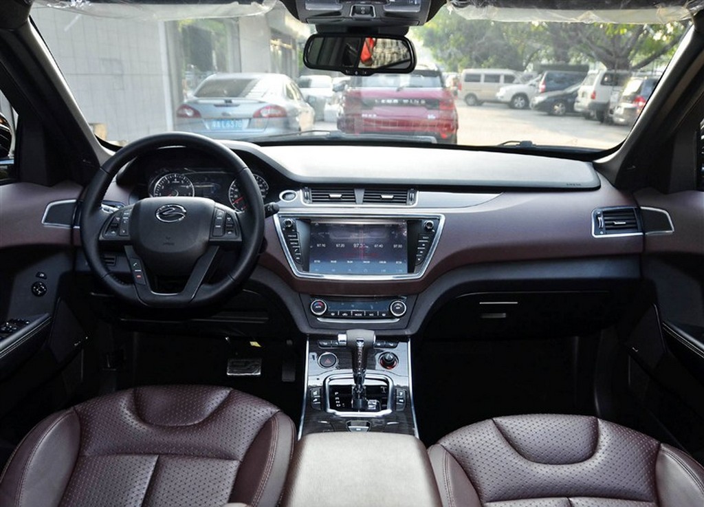 LAND WIND X7 É LANÇADO NA CHINA, foto 5