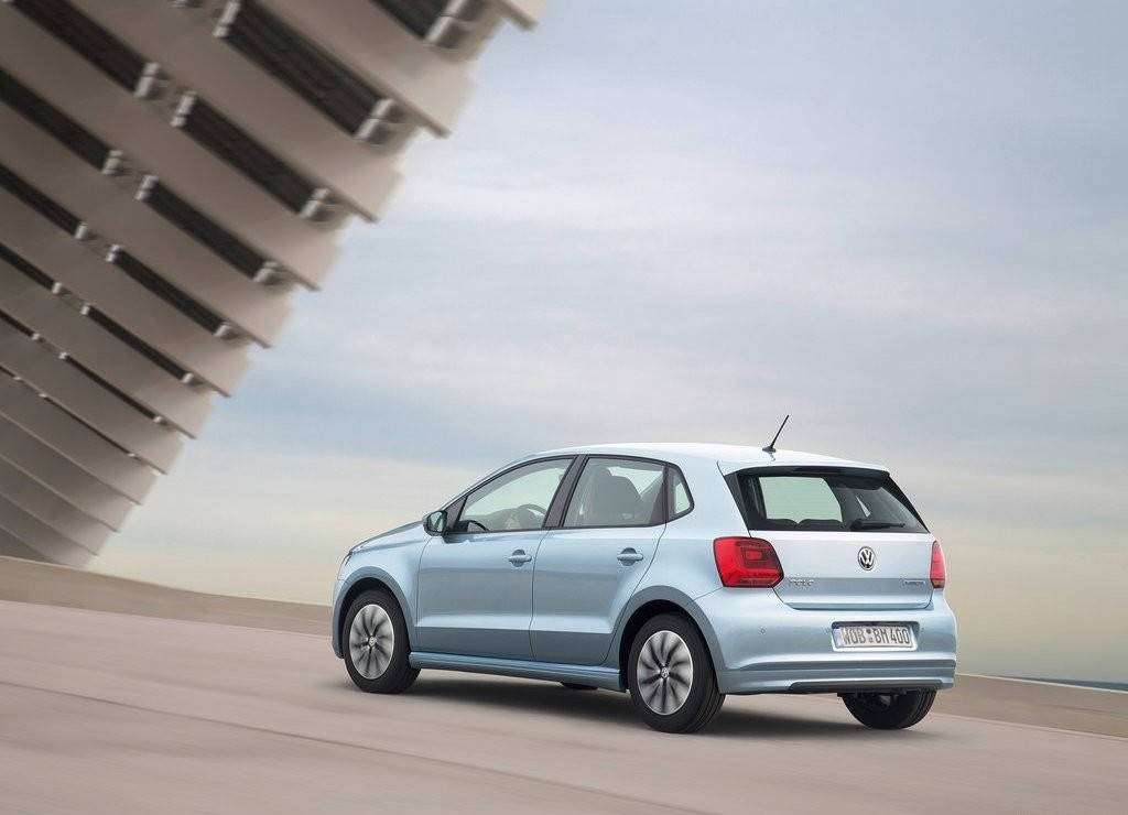VOLKSWAGEN APRESENTA NA EUROPA POLO BLUEMOTION A GASOLINA, foto 4