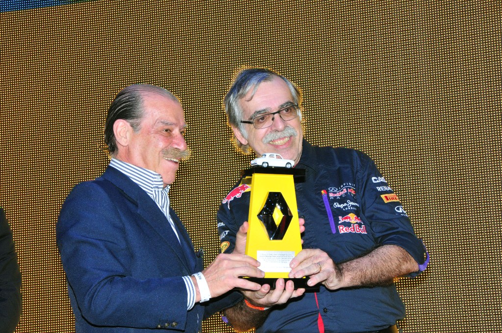 NOITE RENAULT REÚNE O PASSADO, O PRESENTE E O FUTURO DO AUTOMOBILISMO NO SALÃO DO AUTOMÓVEL, foto 9