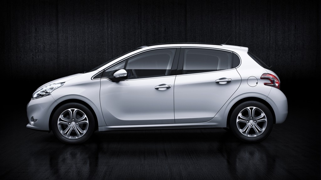 PEUGEOT 208: DESIGN COM ELEGÂNCIA, foto 8