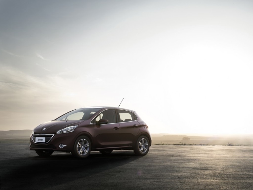 PEUGEOT 208: DESIGN COM ELEGÂNCIA, foto 22