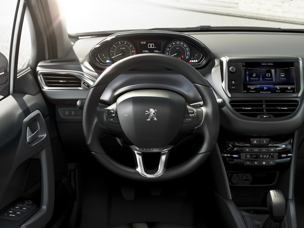 PEUGEOT 208: DESIGN COM ELEGÂNCIA, foto 38