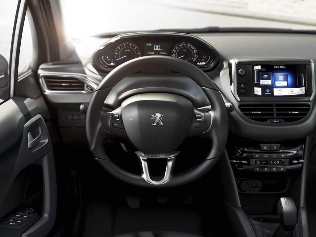 PEUGEOT 208: DESIGN COM ELEGÂNCIA, foto 39