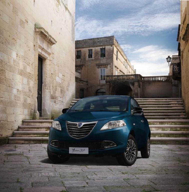 LANCIA APRESENTA EM GENEBRA O YPSILON 30TH ANNIVERSARY EDITION, foto 1