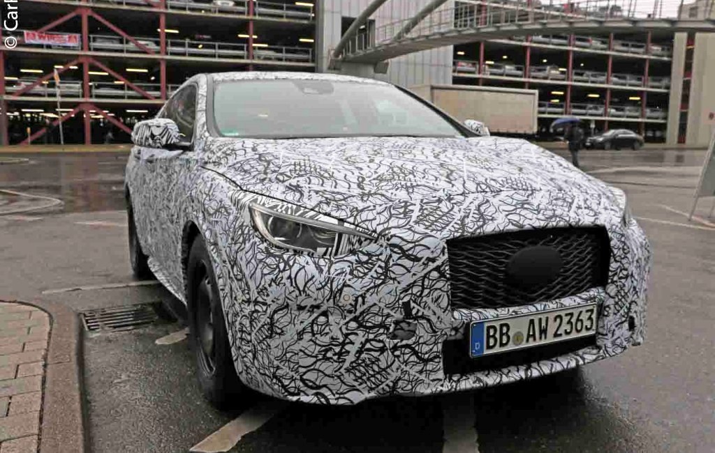 INFINITI Q30 PERDE A CAMUFLAGEM E MOSTRA SUAS FORMAS, foto 1