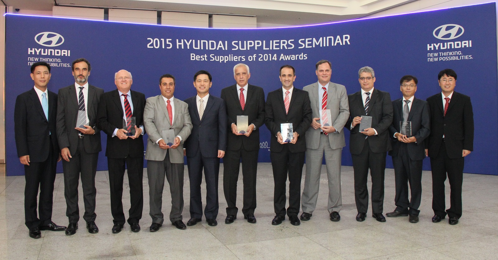HYUNDAI MOTOR BRASIL PREMIA FORNECEDORES POR DESEMPENHO EM 2014, foto 1