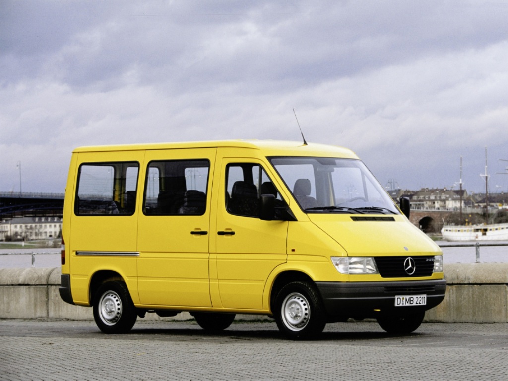 MERCEDES-BENZ ALCANÇA O MARCO HISTÓRICO DE 20 ANOS DE PRODUÇÃO DA SPRINTER, foto 1