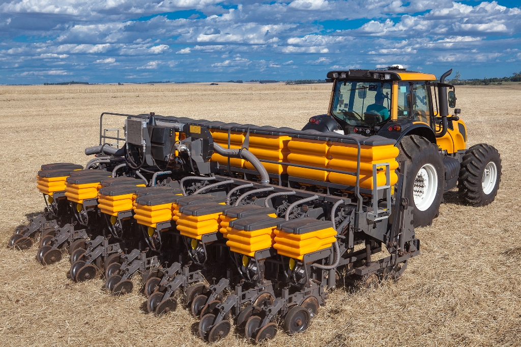 VALTRA LEVA À 16ª EXPODIRETO COTRIJAL SOLUÇÕES PARA MELHORIA DE PLANTIO, foto 1